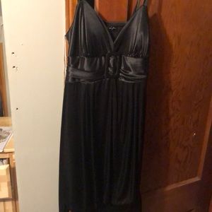 Black dress ties in the back